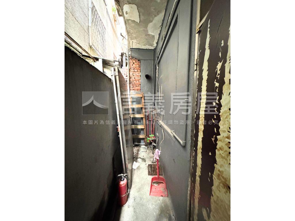 南京伊通一樓店辦房屋室內格局與周邊環境