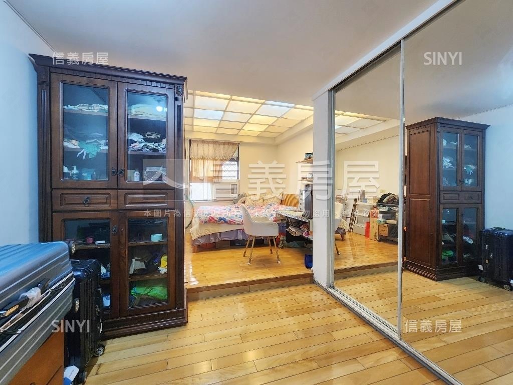 羅馬儷園溫馨三房房屋室內格局與周邊環境