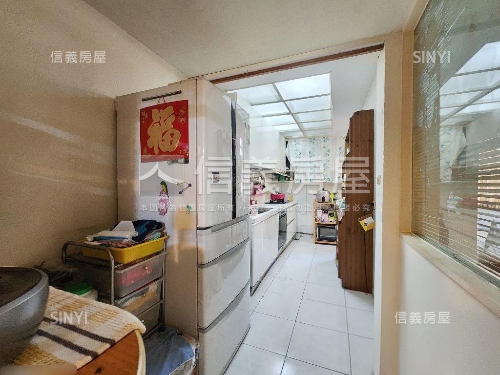 羅馬儷園溫馨三房房屋室內格局與周邊環境