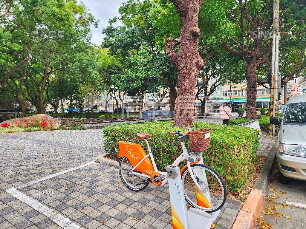 羅馬儷園溫馨三房房屋室內格局與周邊環境