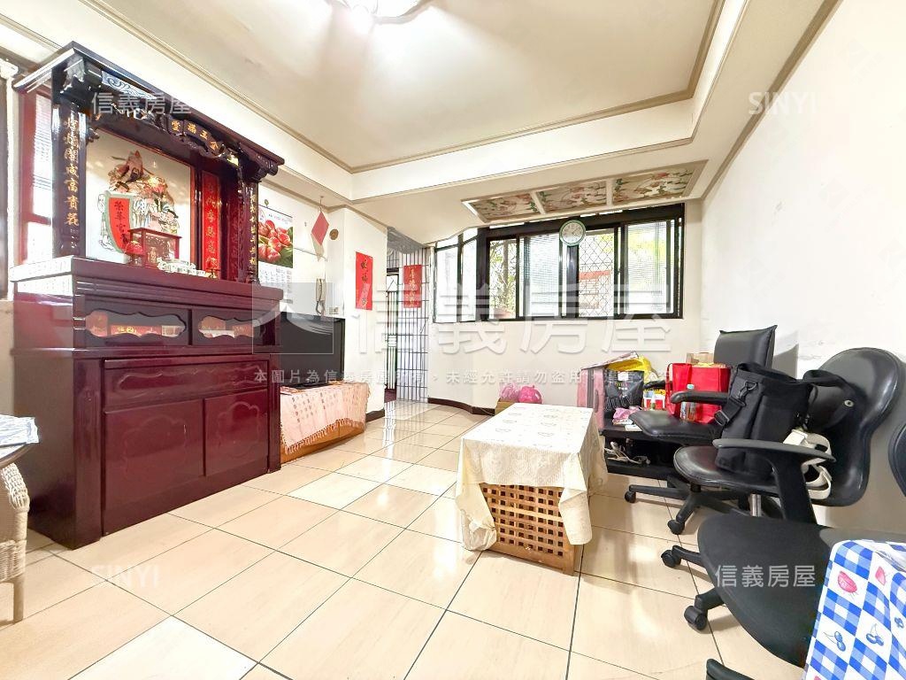 三重站₊˚☆稀有３房釋出房屋室內格局與周邊環境