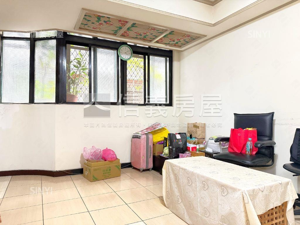 三重站₊˚☆稀有３房釋出房屋室內格局與周邊環境