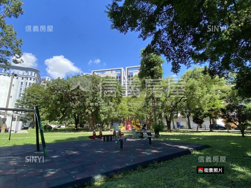 東區明亮併排大車庫墅房屋室內格局與周邊環境