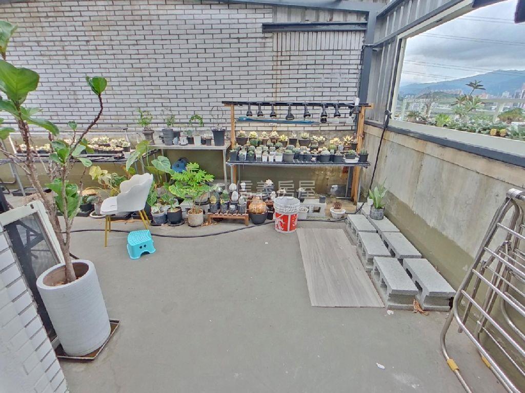 康寧街河景大空間房屋室內格局與周邊環境