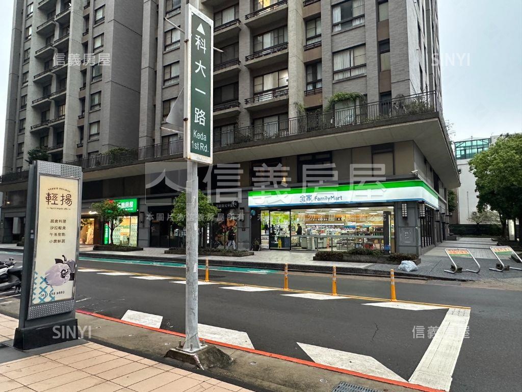 稀有科大一路角間黃金店面房屋室內格局與周邊環境