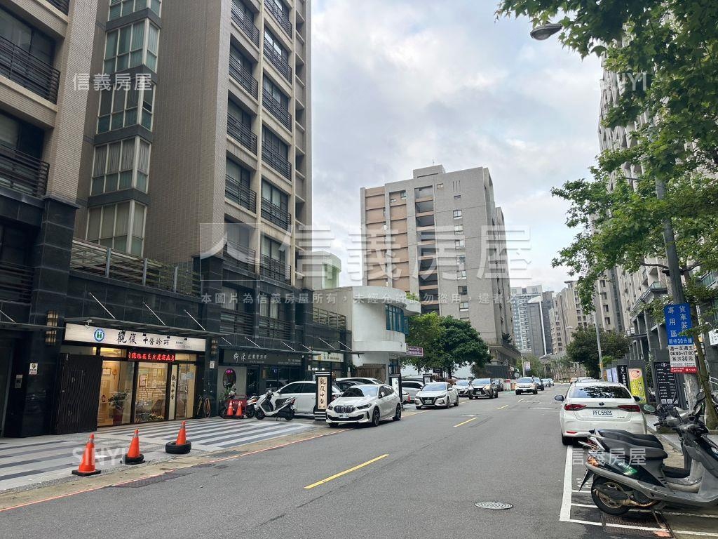 稀有科大一路角間黃金店面房屋室內格局與周邊環境