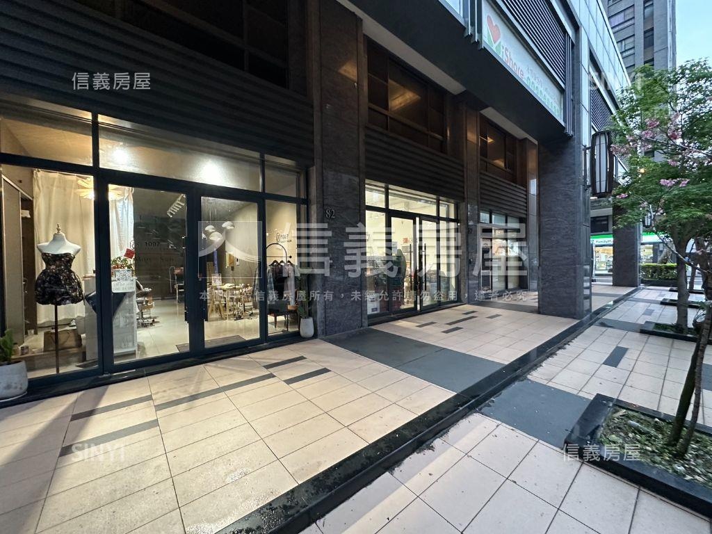 稀有科大一路角間黃金店面房屋室內格局與周邊環境