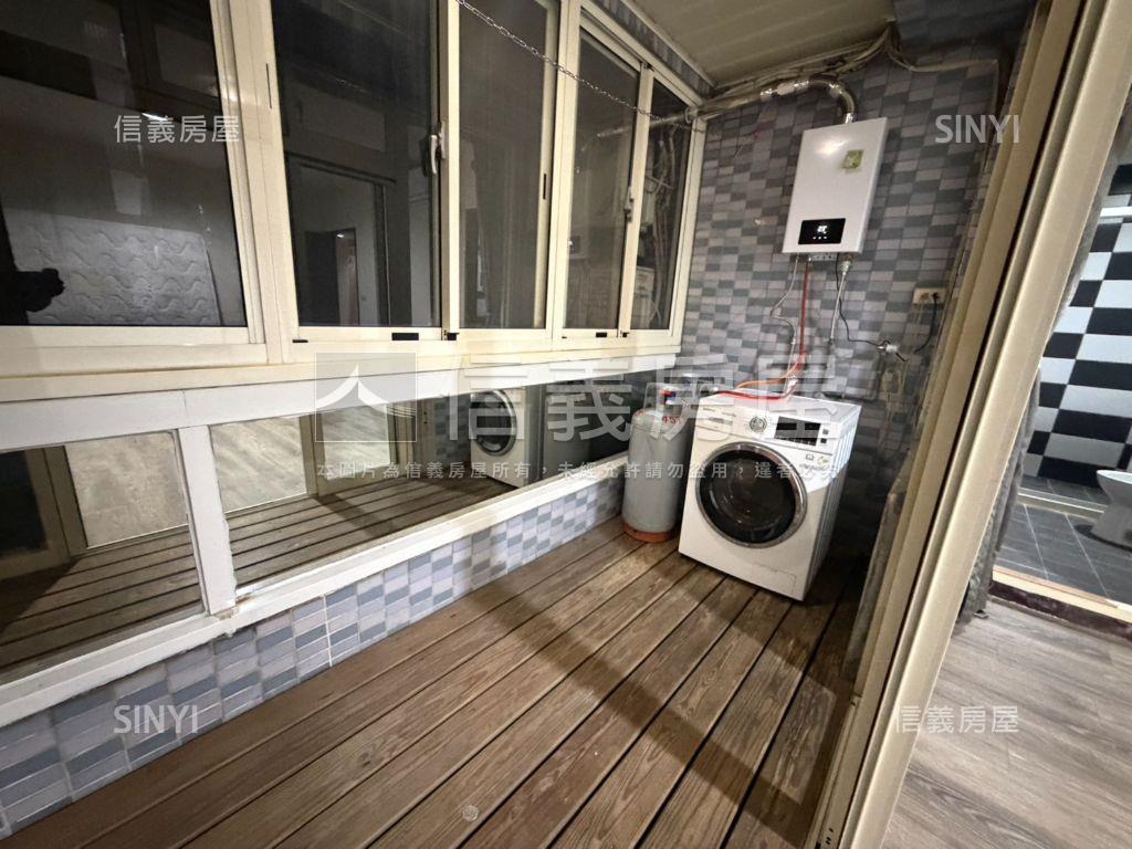 中悅桂冠大空間三房車位房屋室內格局與周邊環境