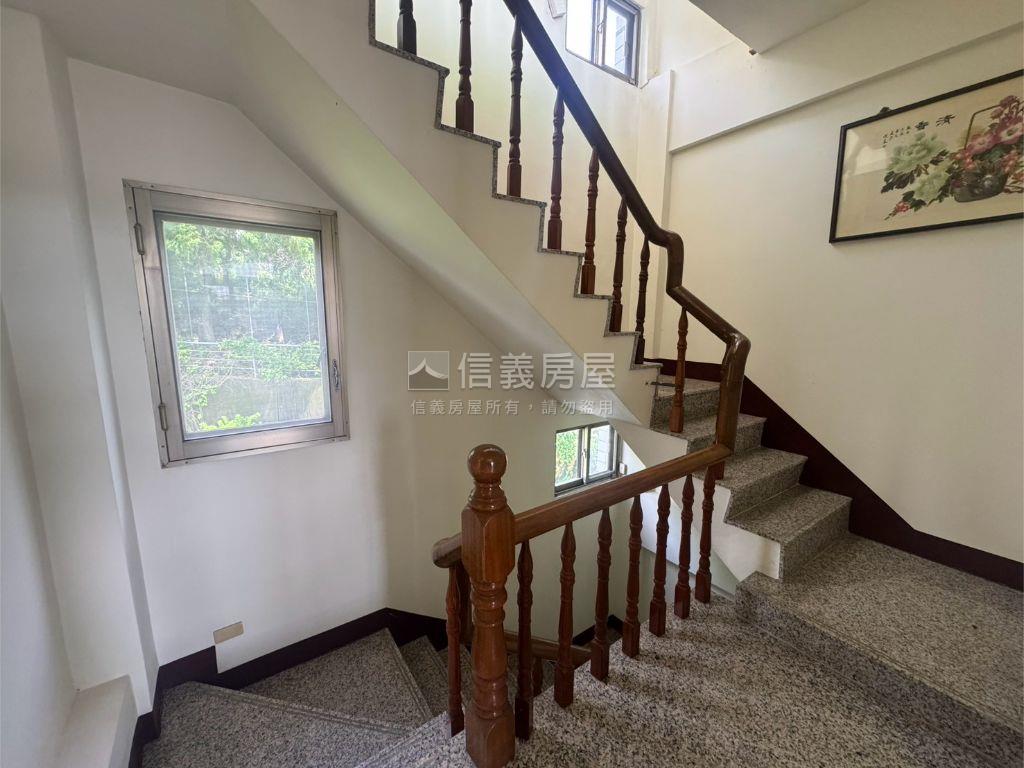 極品✿擁抱大自然美別墅房屋室內格局與周邊環境