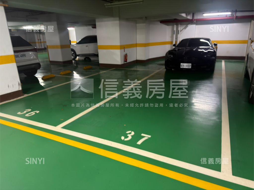 大元利綠景輝煌附車位房屋室內格局與周邊環境