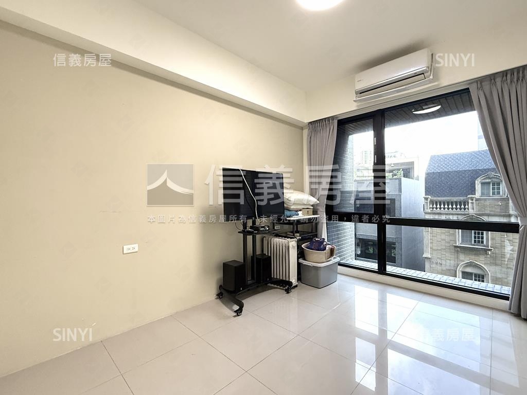 ️日光灑進理想宅房屋室內格局與周邊環境
