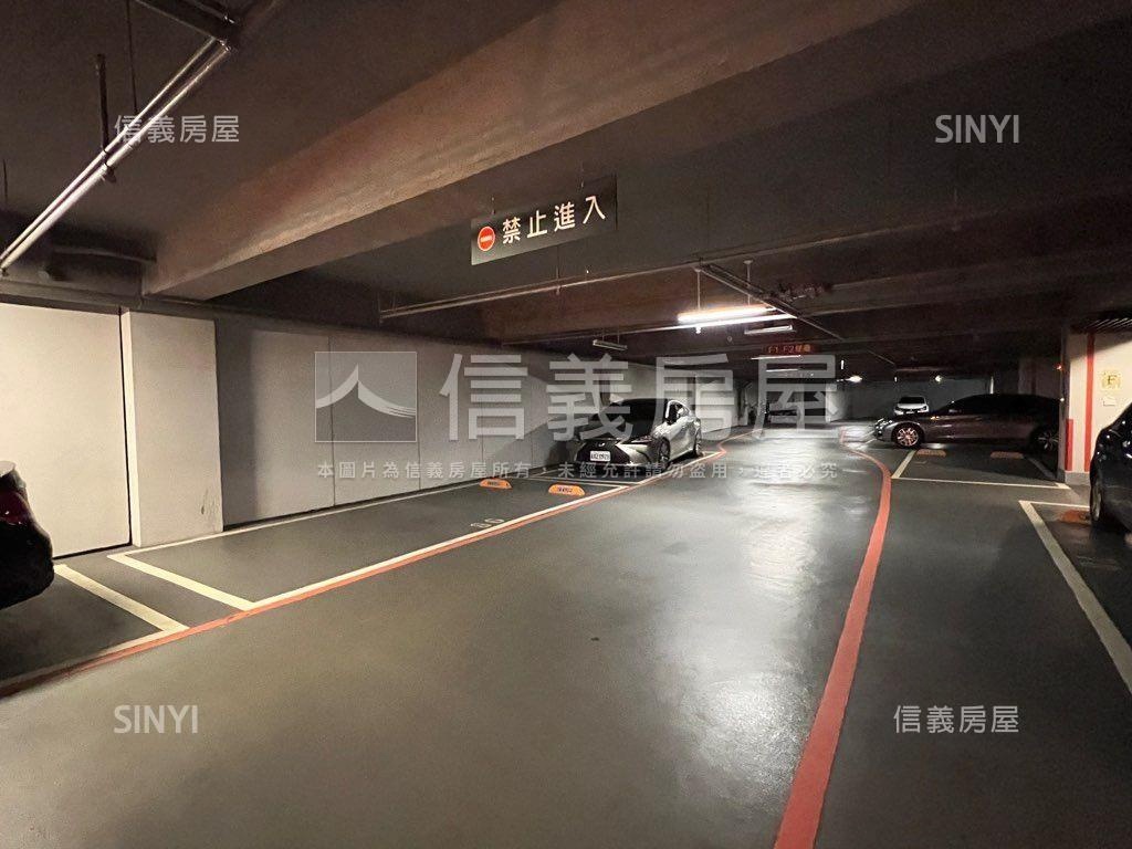 ️日光灑進理想宅房屋室內格局與周邊環境