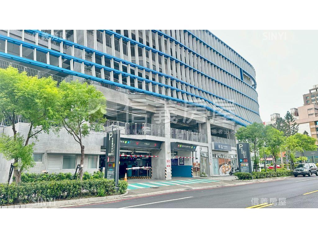 北大里震後透店房屋室內格局與周邊環境