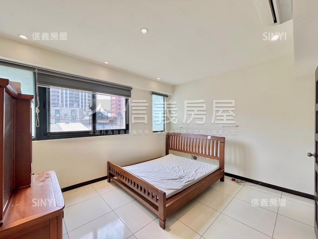 勝利國中學區稀有臨路透店房屋室內格局與周邊環境