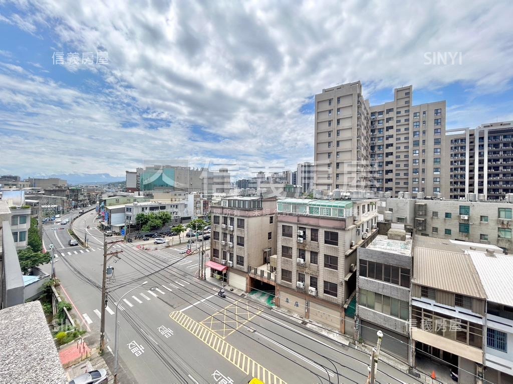 勝利國中學區稀有臨路透店房屋室內格局與周邊環境