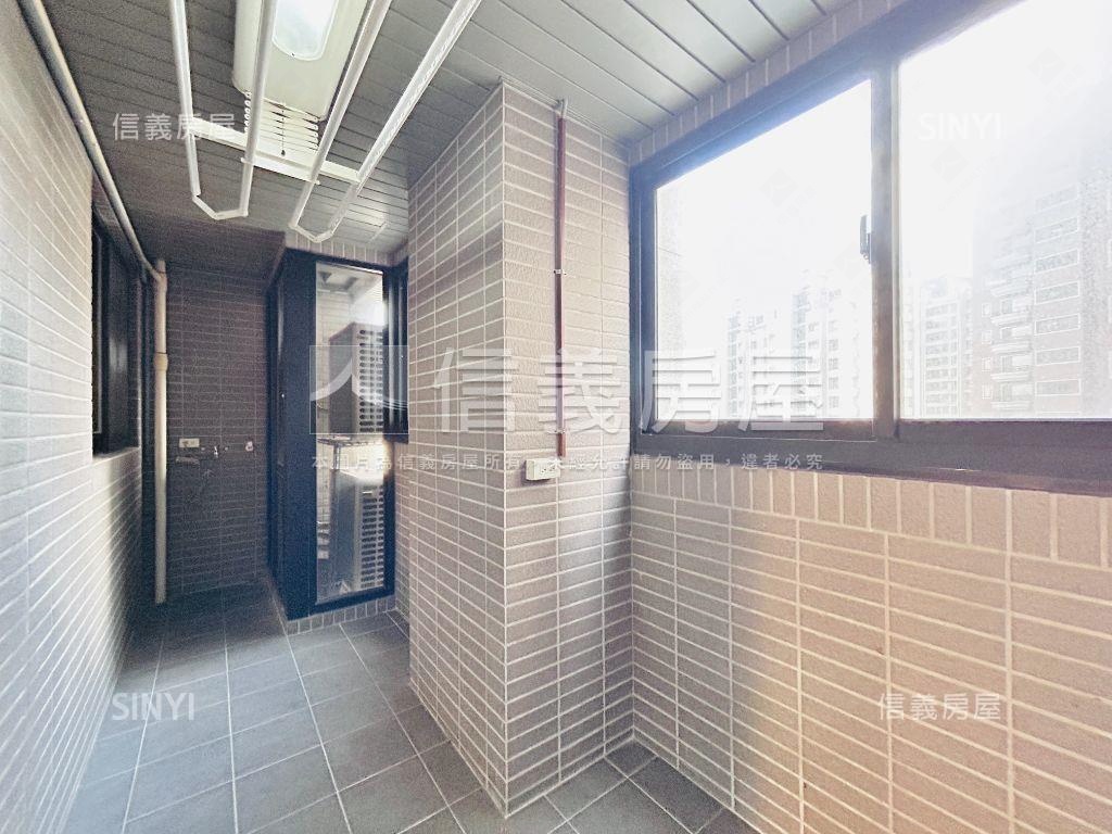 青埔河景景觀美宅房屋室內格局與周邊環境