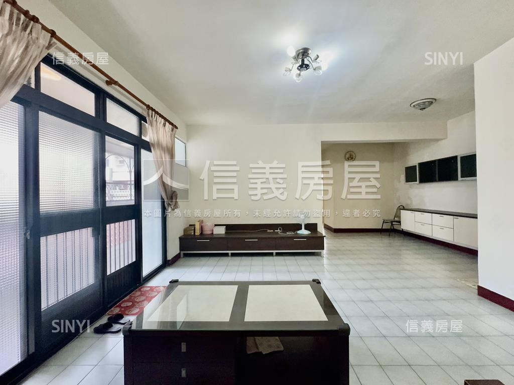 文山特區面公園三樓美寓房屋室內格局與周邊環境