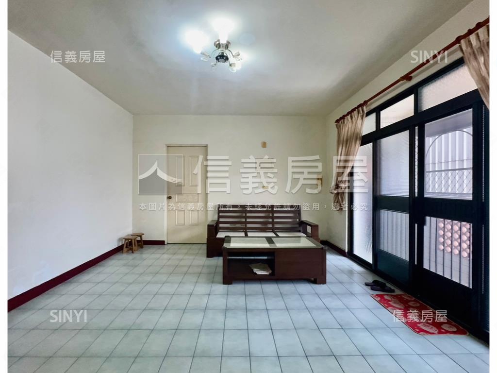 文山特區面公園三樓美寓房屋室內格局與周邊環境