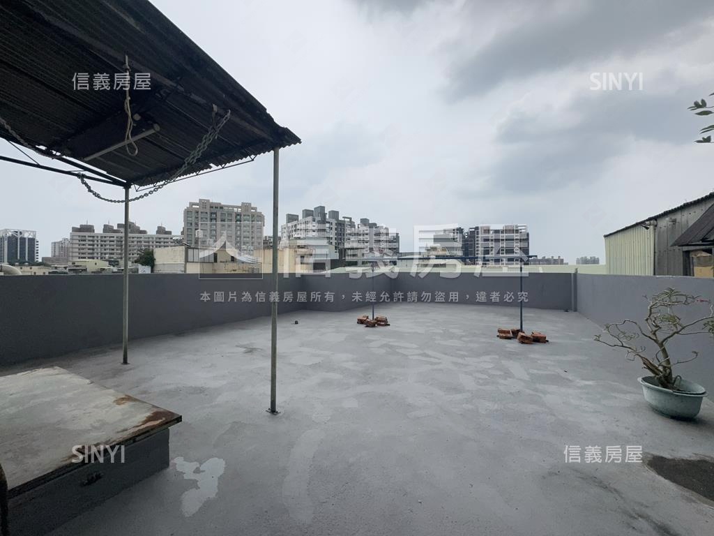 文山特區面公園三樓美寓房屋室內格局與周邊環境