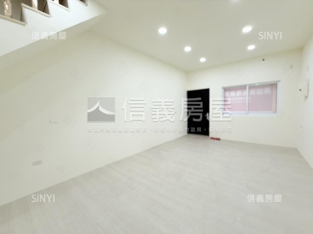 小港帶裝潢公寓一樓房屋室內格局與周邊環境