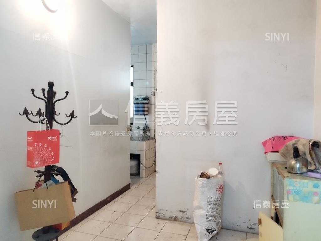 新樹路透天廠房房屋室內格局與周邊環境