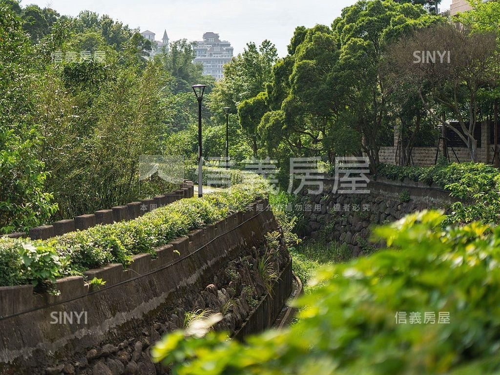 淡江大橋商業區龍門第房屋室內格局與周邊環境