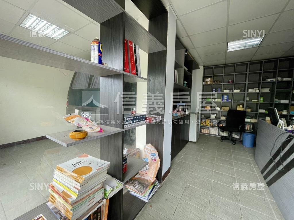 霄裡池畔美景店面房屋室內格局與周邊環境