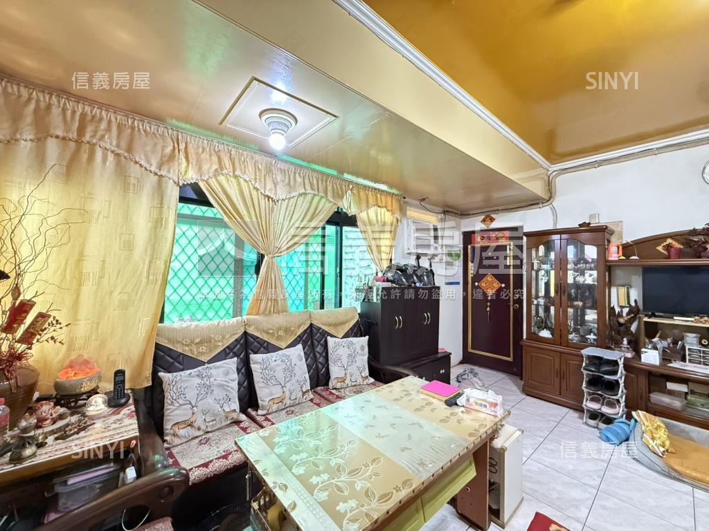 低總價未來雙捷運大空間房屋室內格局與周邊環境