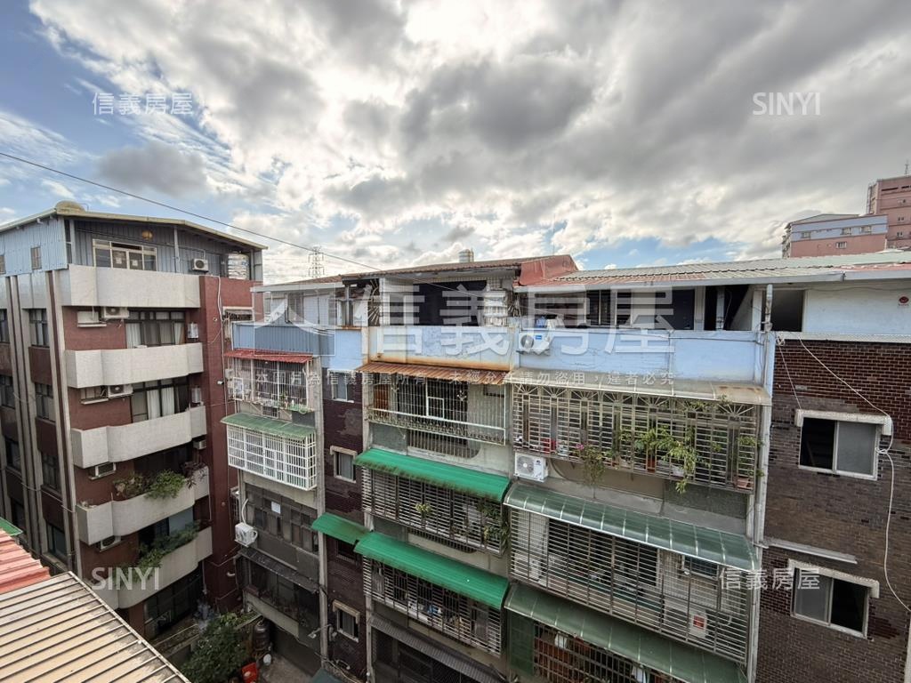 低總價未來雙捷運大空間房屋室內格局與周邊環境