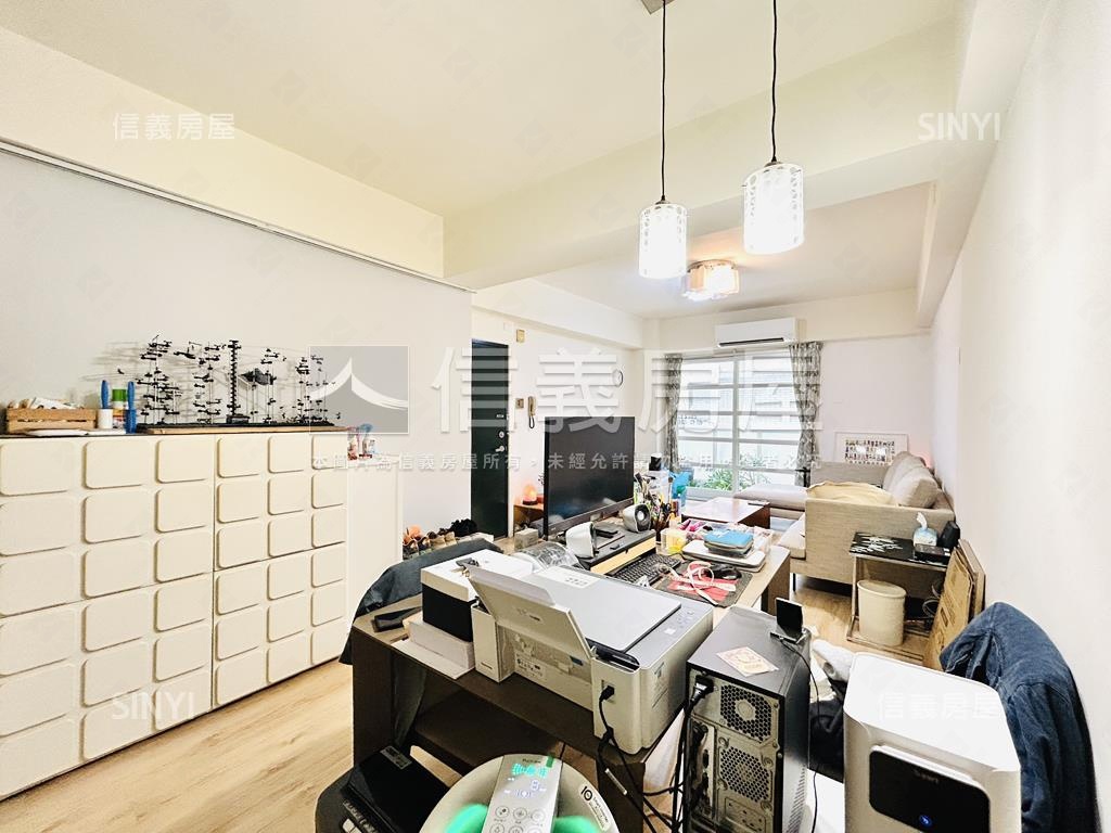 台北龍城花園三房坡平車位房屋室內格局與周邊環境