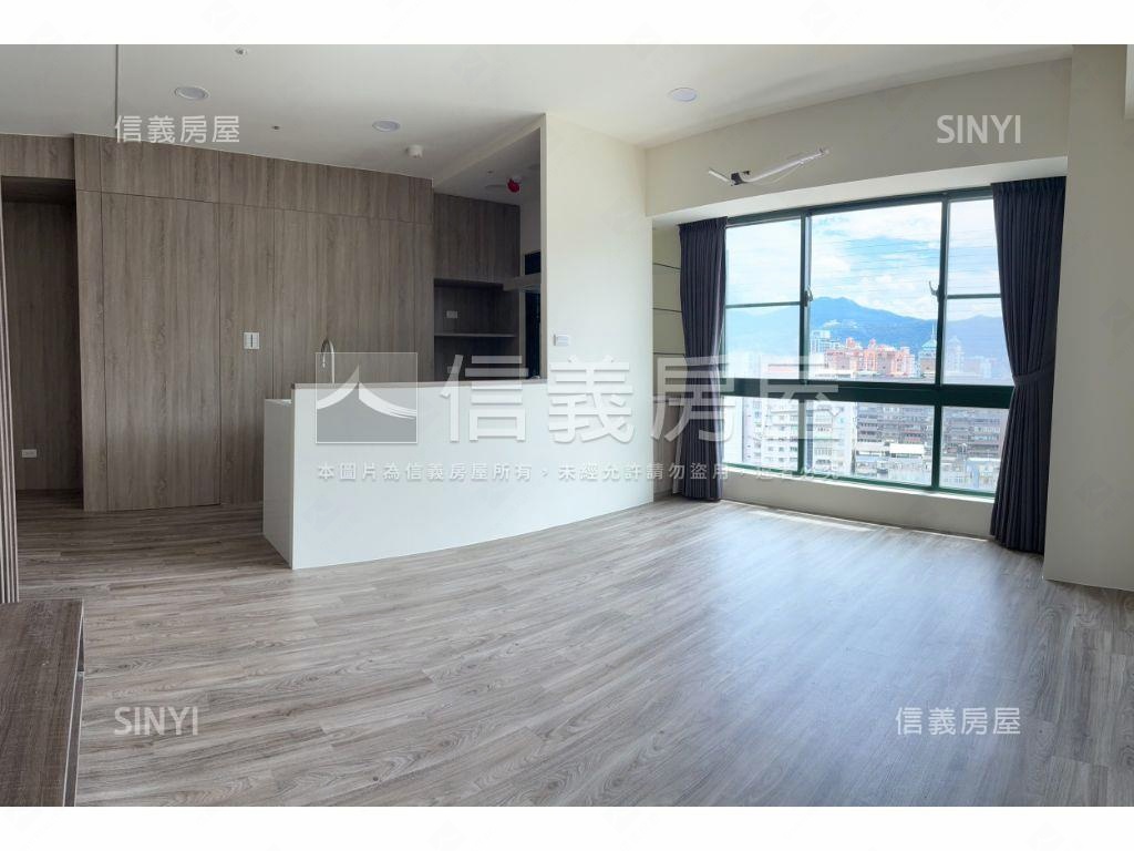 新天地★稀有頂樓山河景房屋室內格局與周邊環境