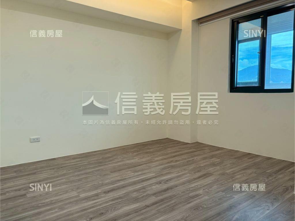 新天地★稀有頂樓山河景房屋室內格局與周邊環境