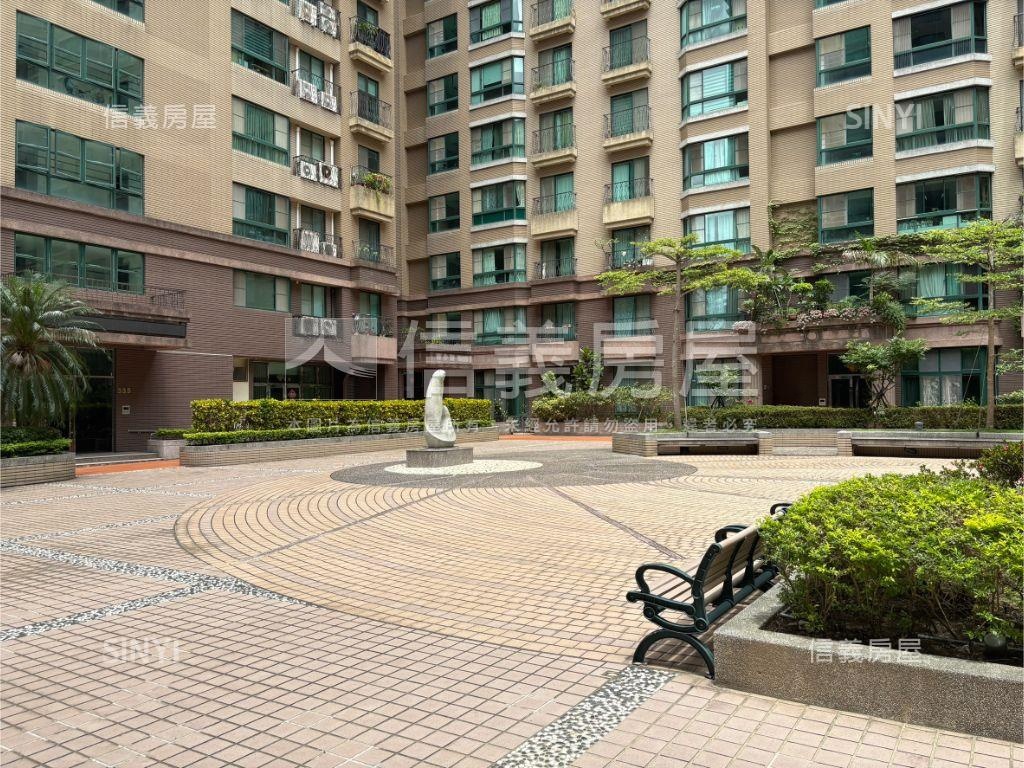 新天地★稀有頂樓山河景房屋室內格局與周邊環境