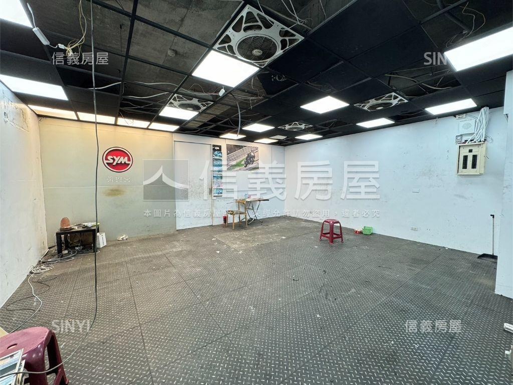 一點紅店面房屋室內格局與周邊環境