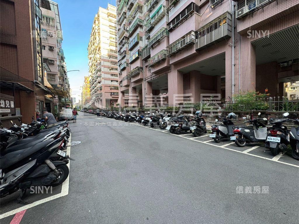 一點紅店面房屋室內格局與周邊環境