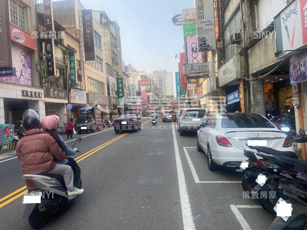 中正路傳家金透店房屋室內格局與周邊環境