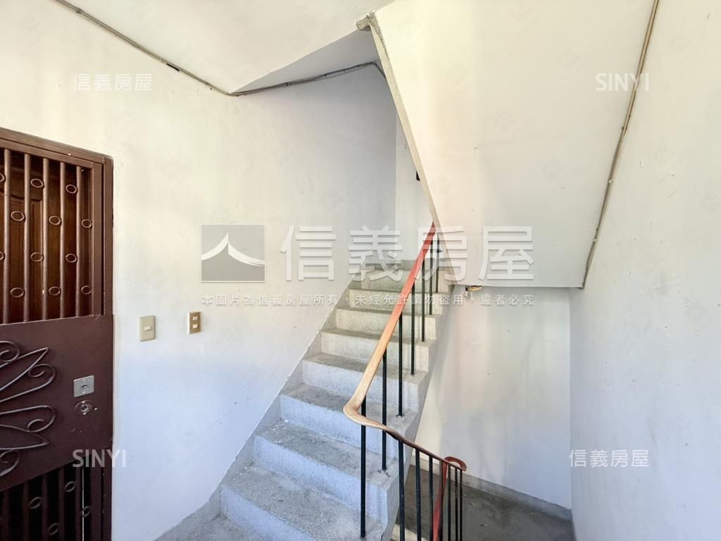 三民路黃金三樓美屋房屋室內格局與周邊環境