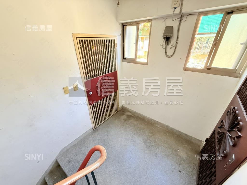 三民路黃金三樓美屋房屋室內格局與周邊環境
