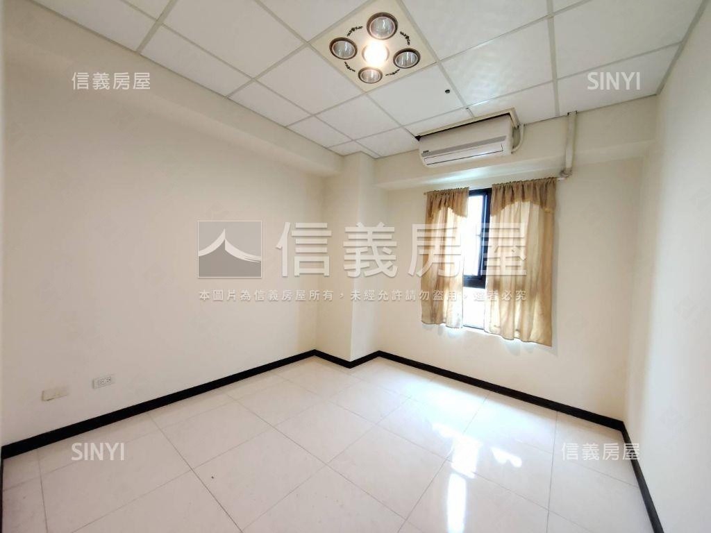 新上城好採光三房車位房屋室內格局與周邊環境