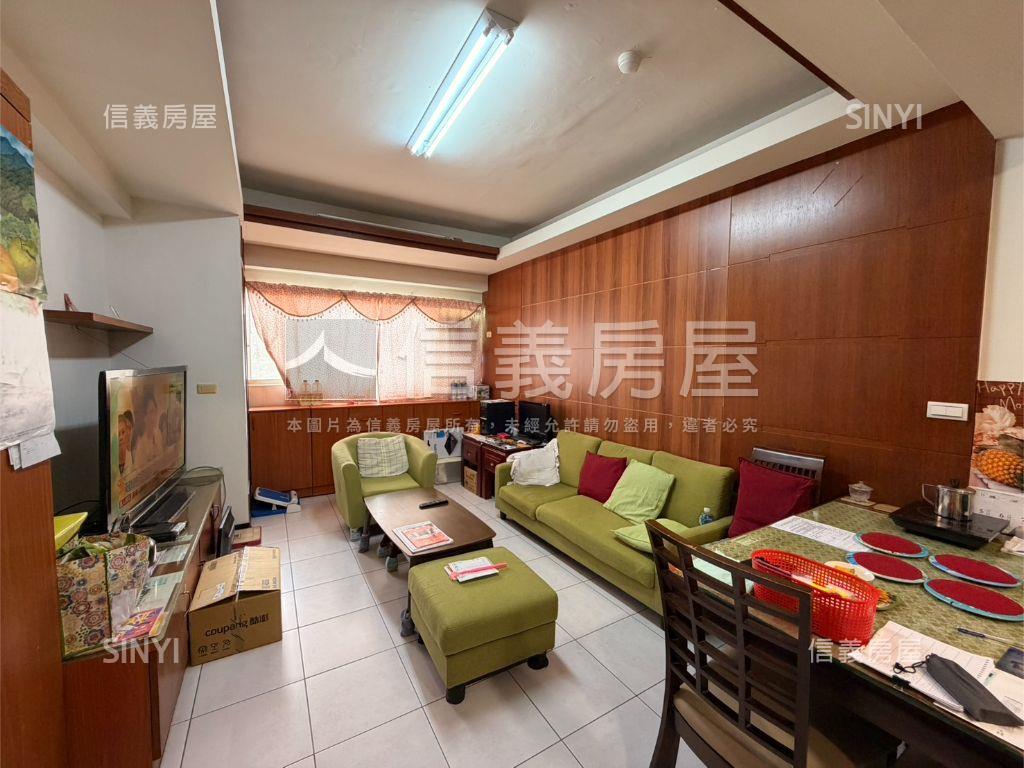 中壢千萬內三房車位Ｅ級棒房屋室內格局與周邊環境