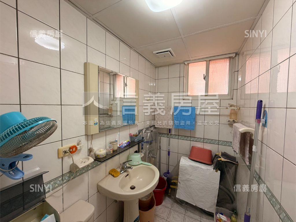 中壢千萬內三房車位Ｅ級棒房屋室內格局與周邊環境