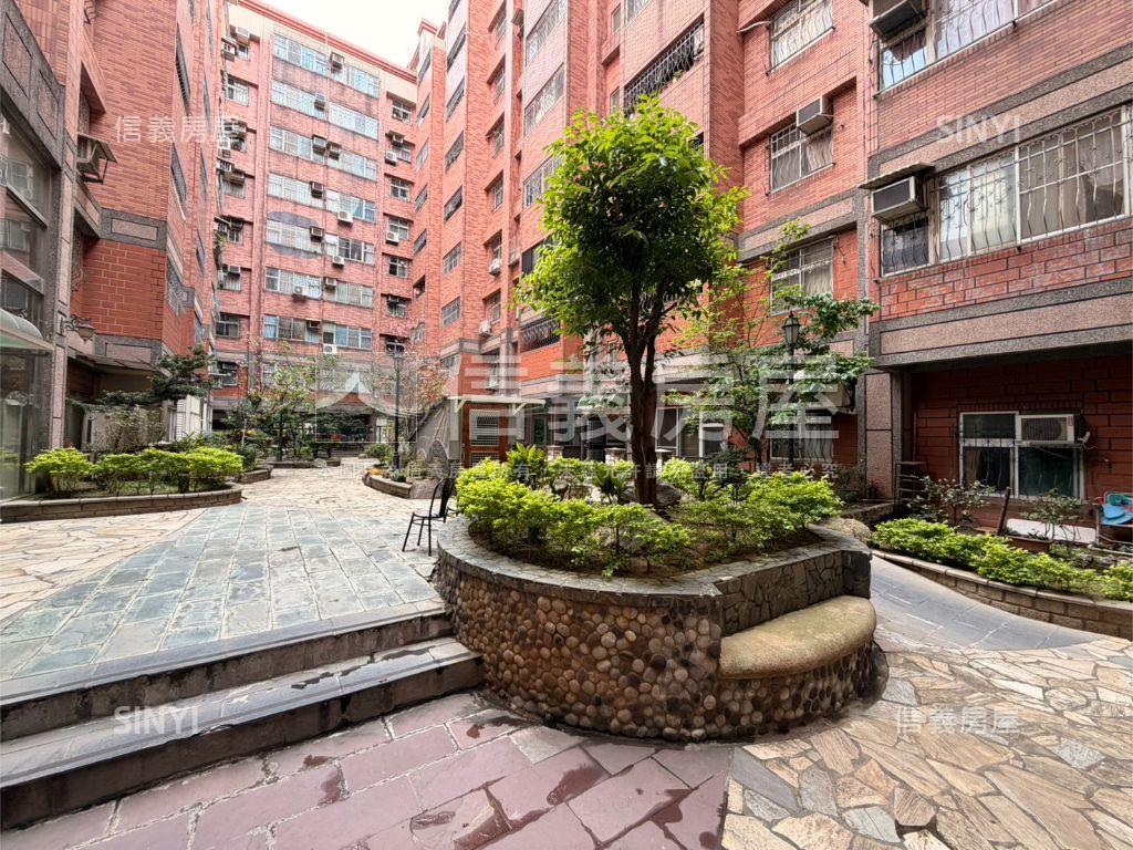 中壢千萬內三房車位Ｅ級棒房屋室內格局與周邊環境