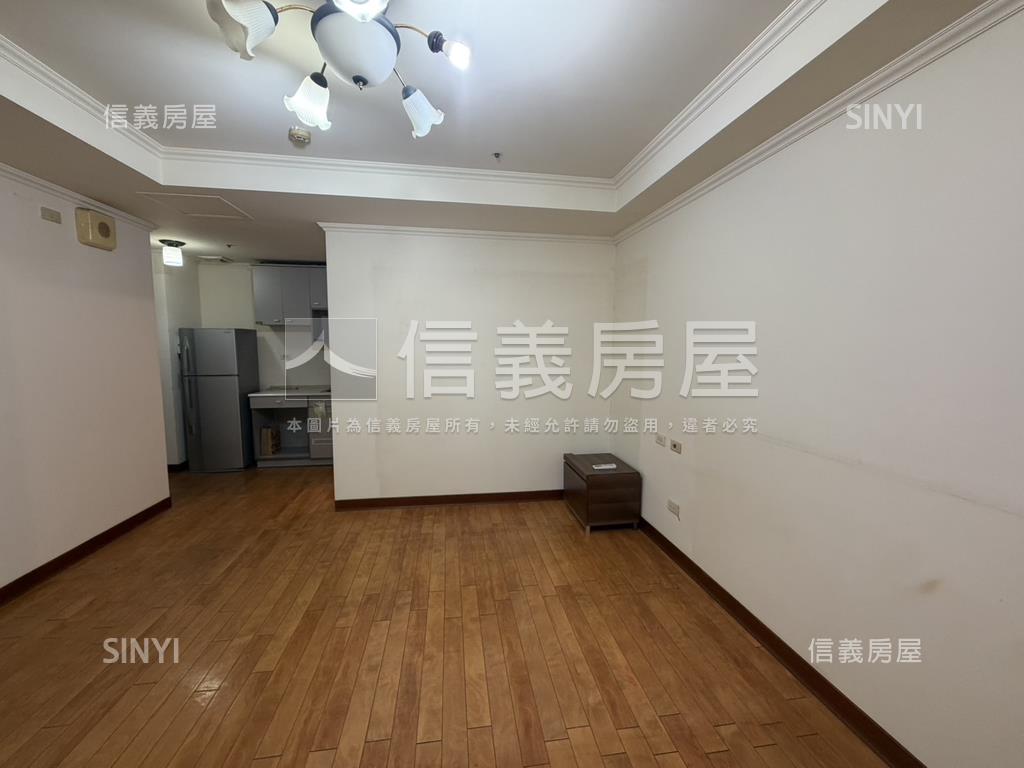北市蛋黃區低總價套房房屋室內格局與周邊環境
