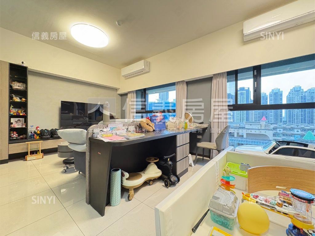 副都心純住宅學區２房車位房屋室內格局與周邊環境