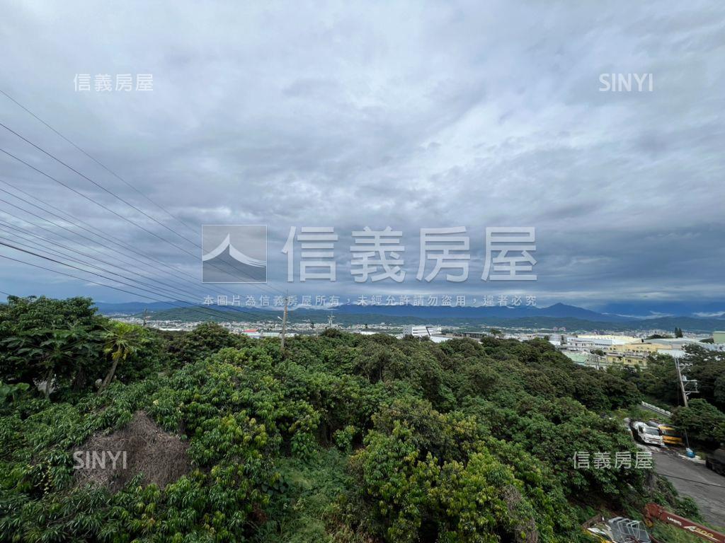 南投土地歡迎洽詢房屋室內格局與周邊環境