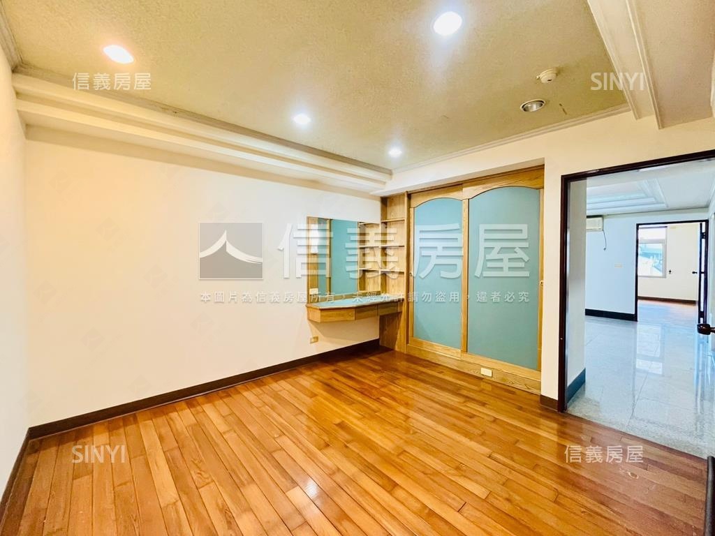 新接☆中科四房車位房屋室內格局與周邊環境