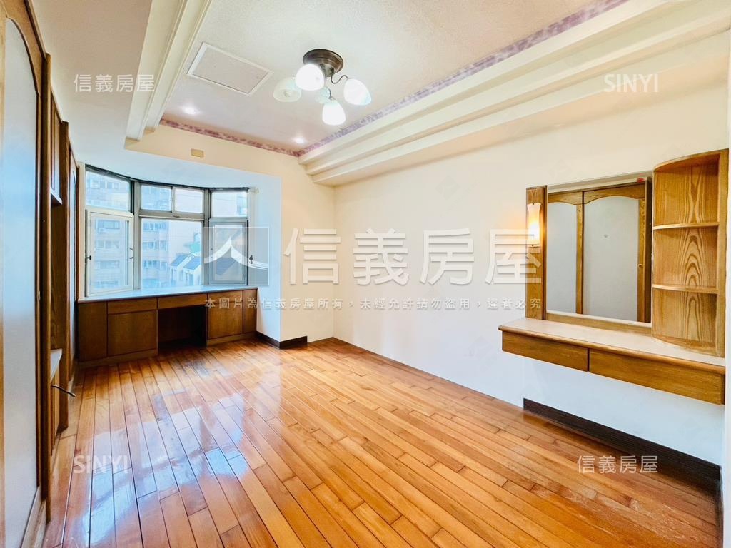 新接☆中科四房車位房屋室內格局與周邊環境