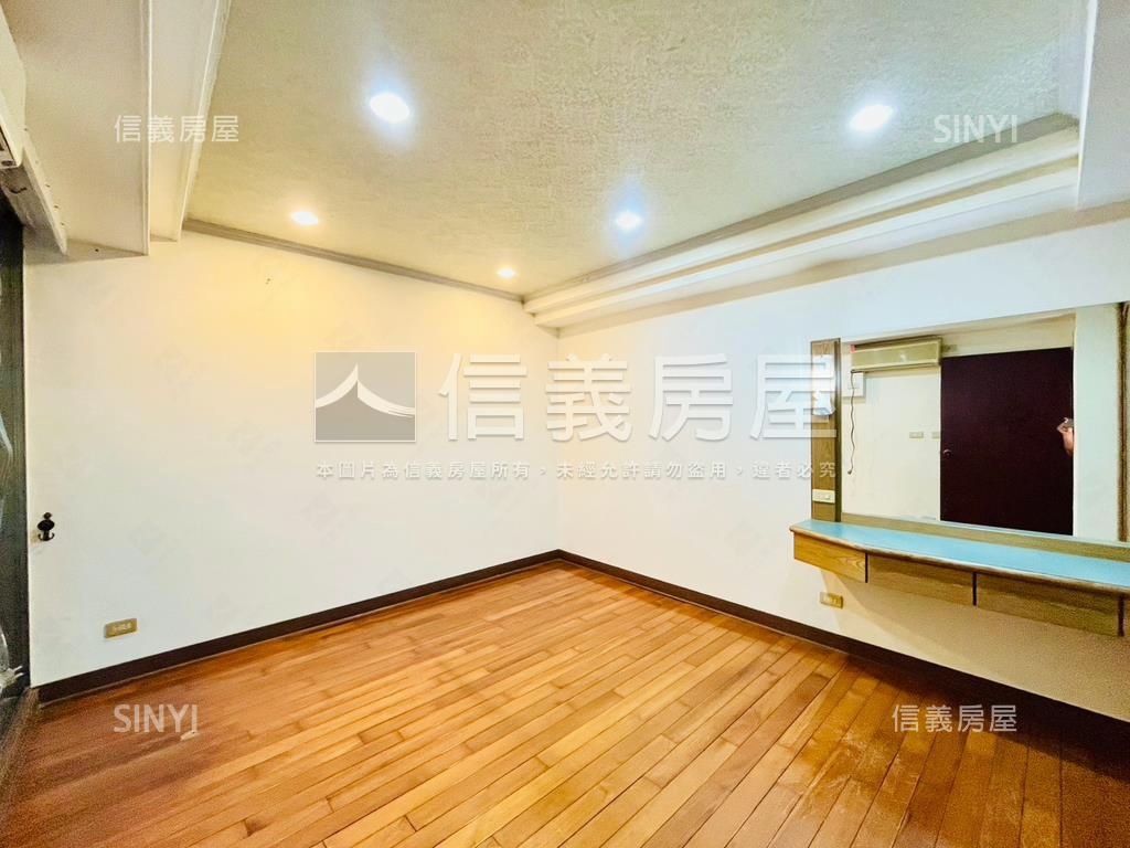 新接☆中科四房車位房屋室內格局與周邊環境