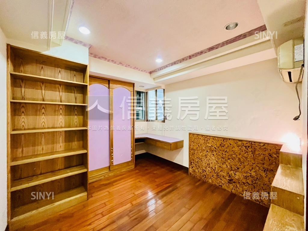 新接☆中科四房車位房屋室內格局與周邊環境