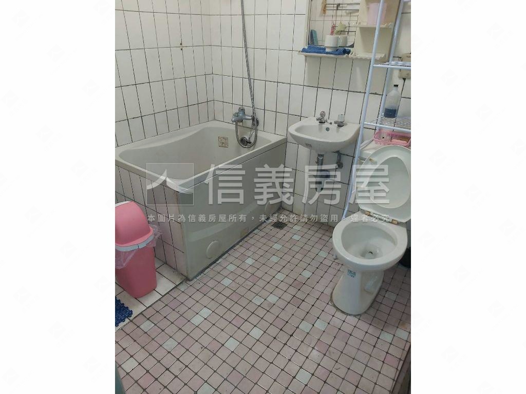 亞東捷運邊間大公寓房屋室內格局與周邊環境